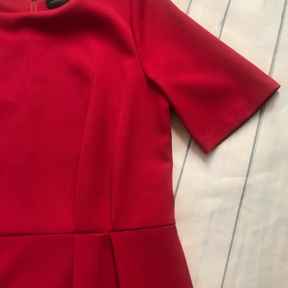 Beautiful dress - Picture 5 of 6